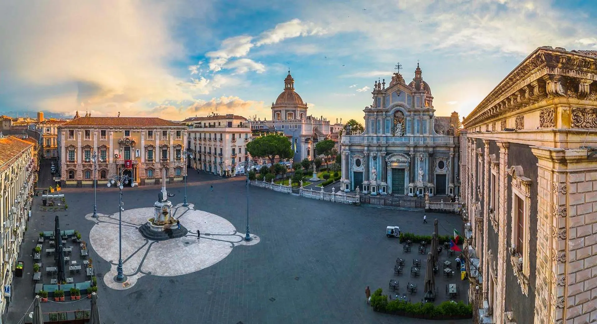 Appartamento Esclusivo Con Vista Duomo E 5 Balconi Catânia