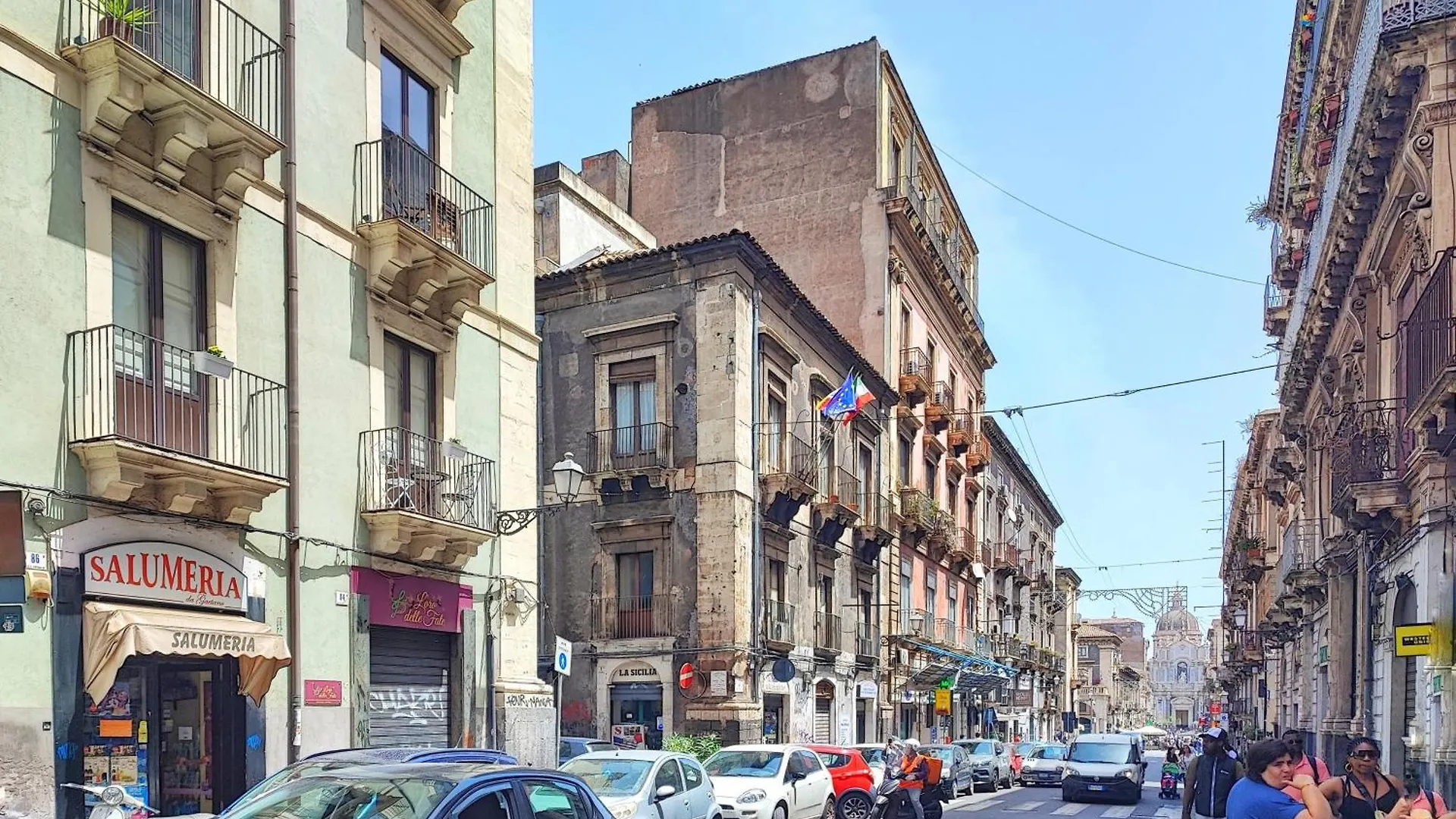 Appartamento Esclusivo Con Vista Duomo E 5 Balconi Catânia 0*,  Itália